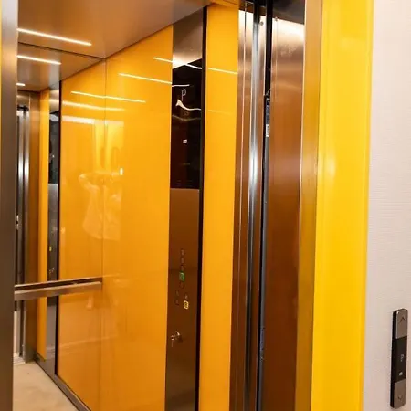 A12 Apartment